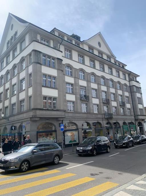 Cozy Studio Apartment Unit 12 In Center Of Цюрих Экстерьер фото