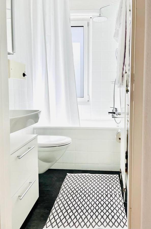 Cozy Studio Apartment Unit 12 In Center Of Цюрих Экстерьер фото